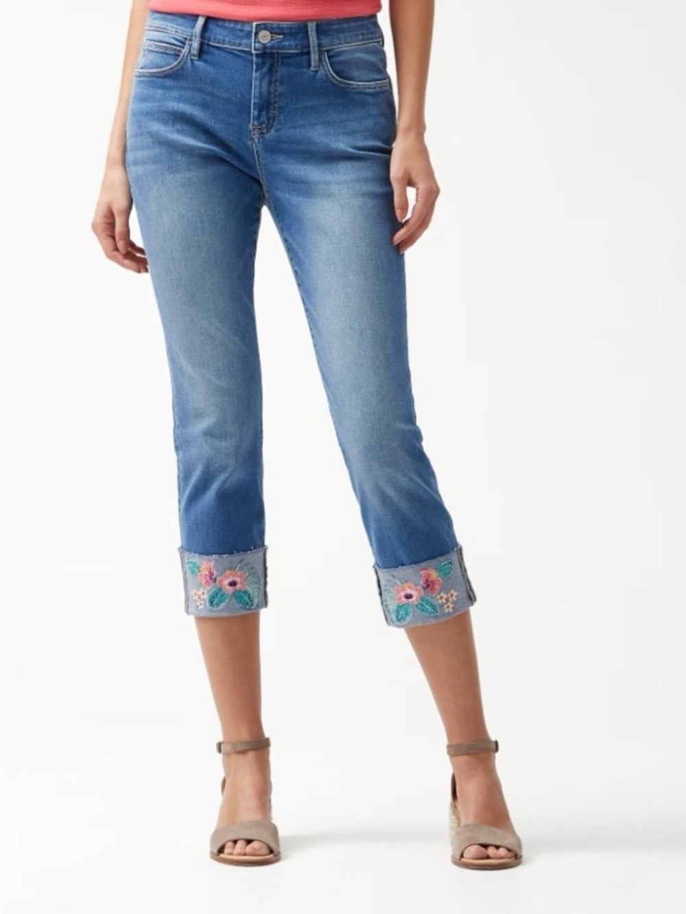Tommy Bahama TW119155 Tema Indigo Trellis Embroidered Cropped Jeans 26x28